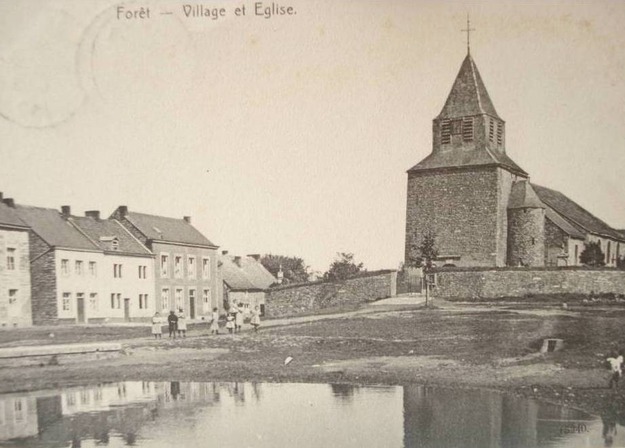 Forêt - L'étang et l'église